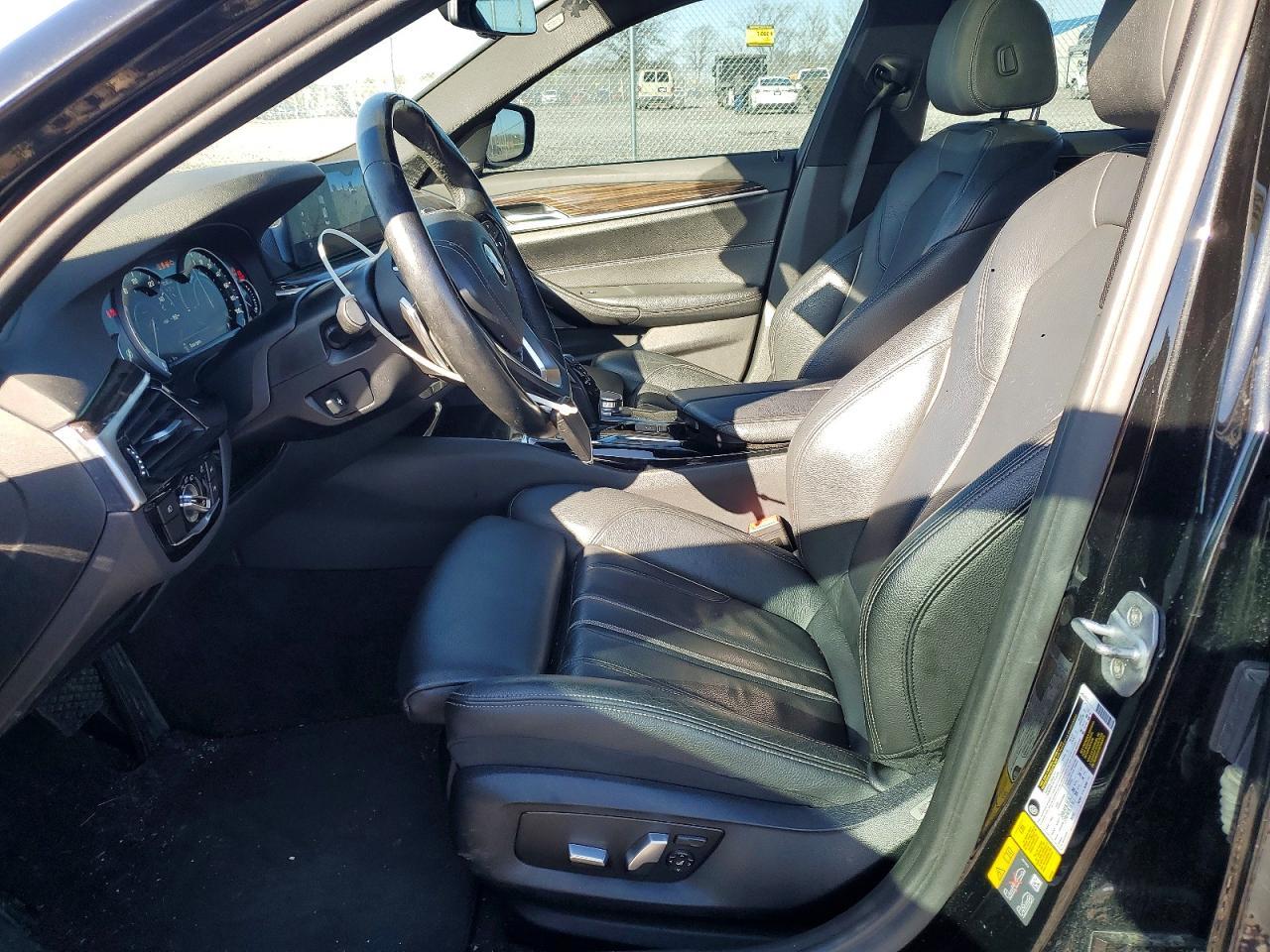 2018 BMW Seria 5 530e - zdjęcie 7
