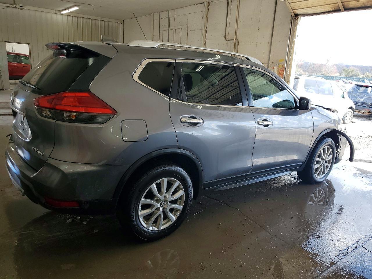 2017 Nissan Rogue Sv - zdjęcie 3
