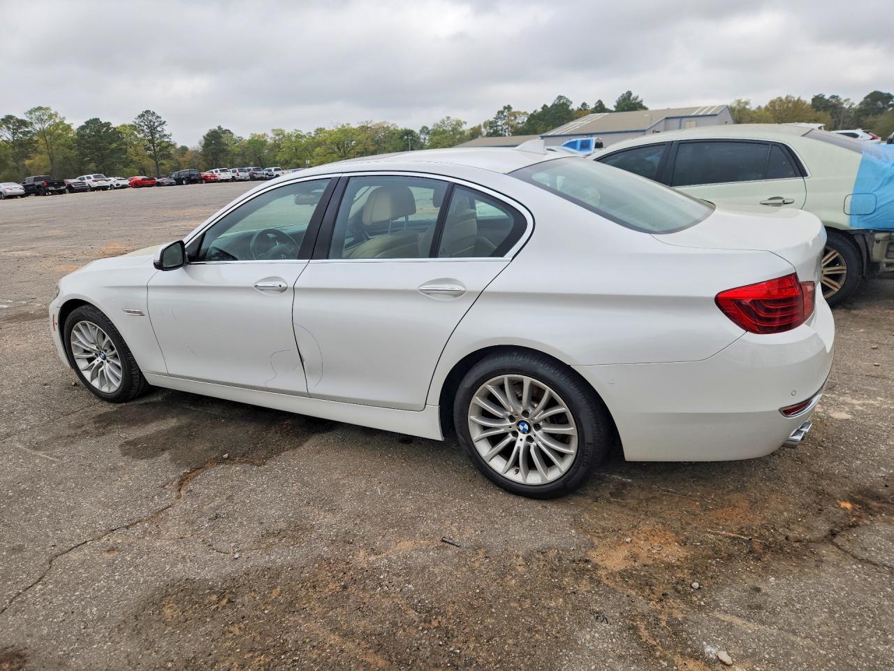 2016 BMW 528 I - zdjęcie 2
