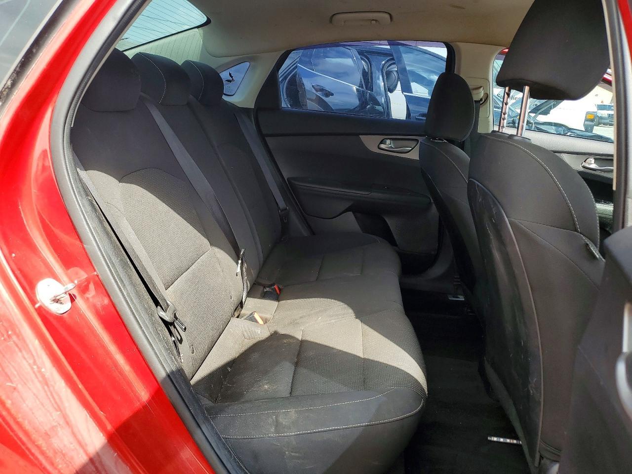 2020 Kia Forte Lxs - zdjęcie 10