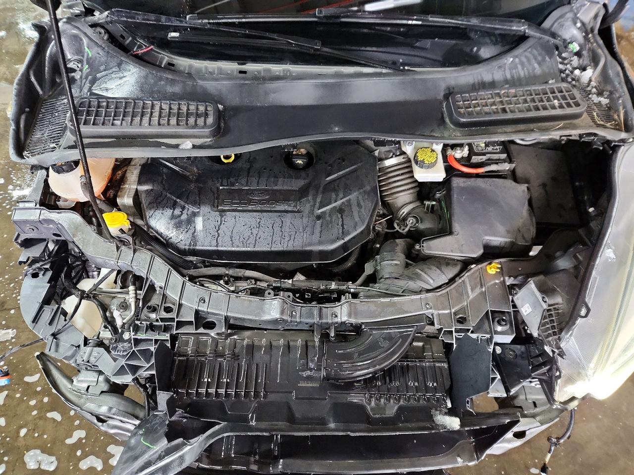 2017 Ford Escape Titanium - zdjęcie 12