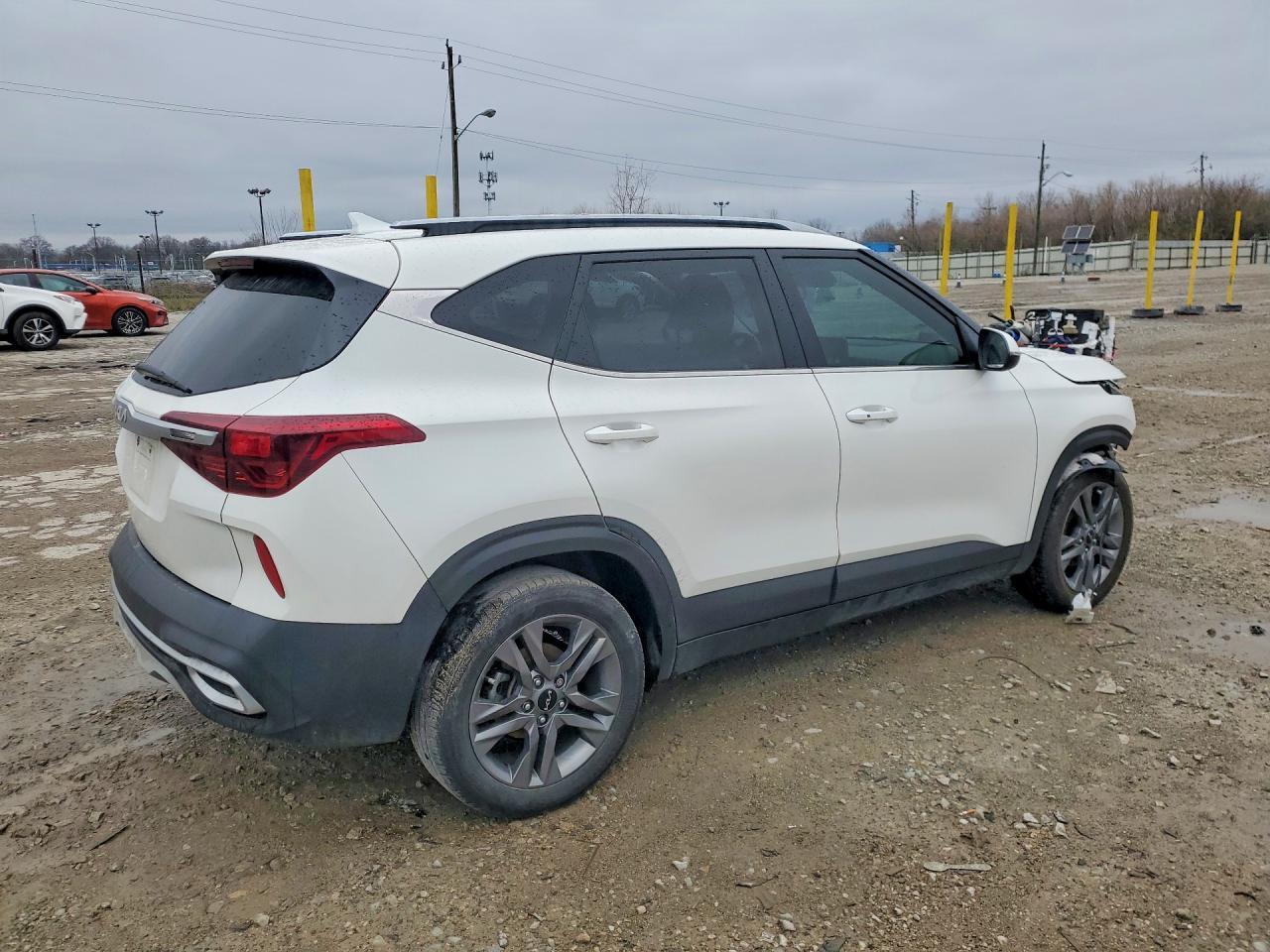 2022 Kia Seltos S - zdjęcie 3