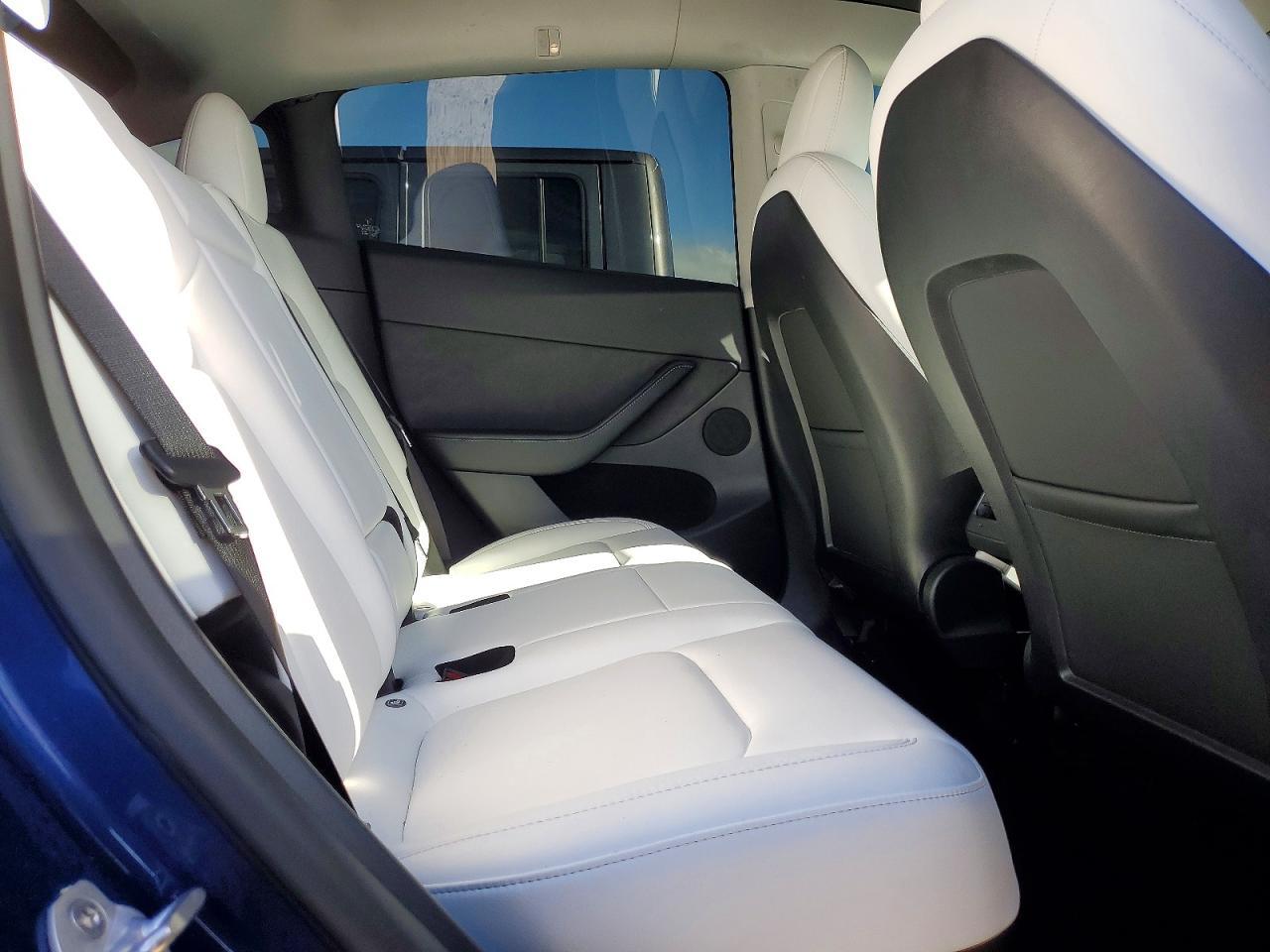 2022 Tesla Model Y - zdjęcie 11