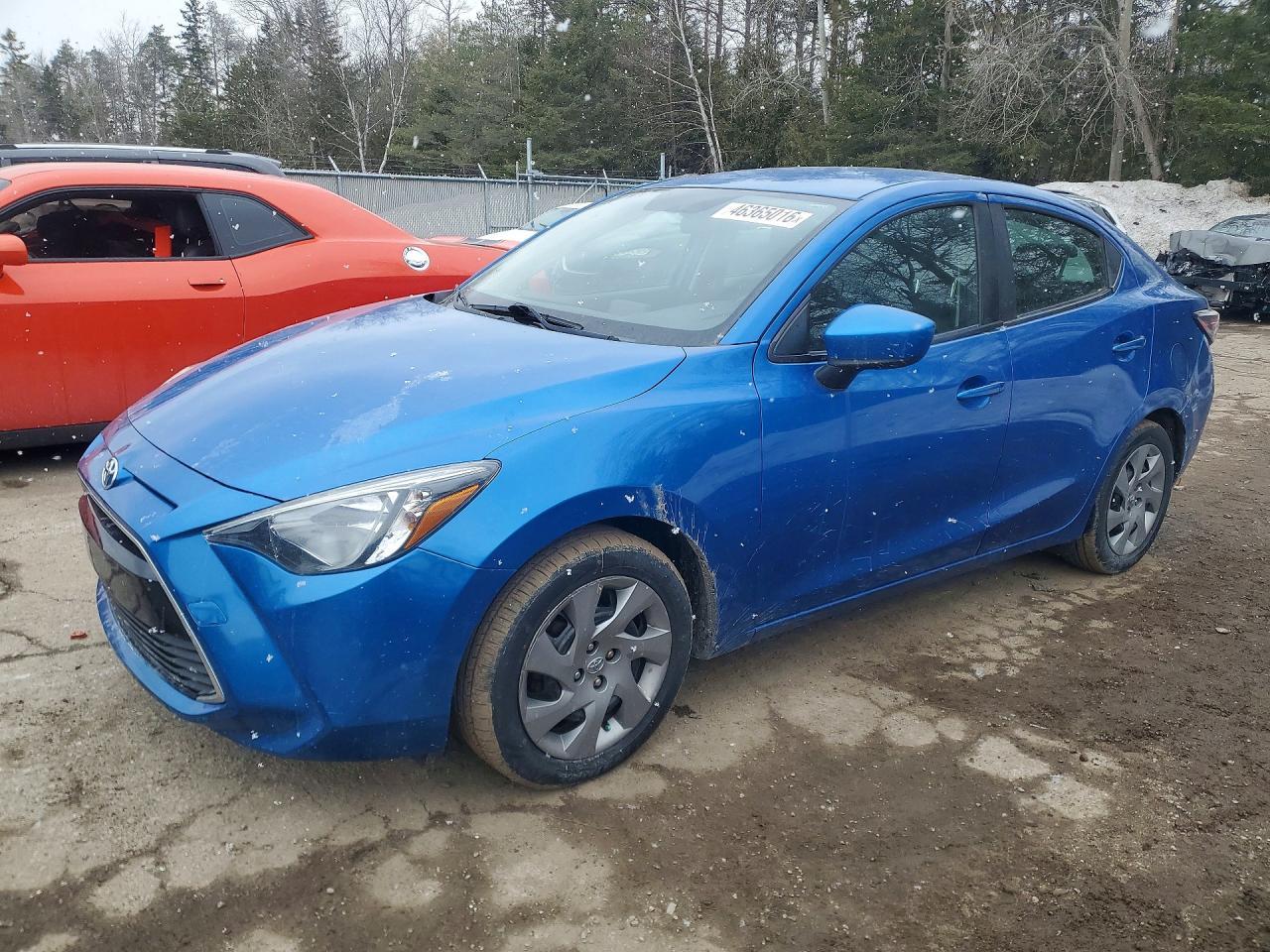 2016 Toyota Yaris - zdjęcie główne