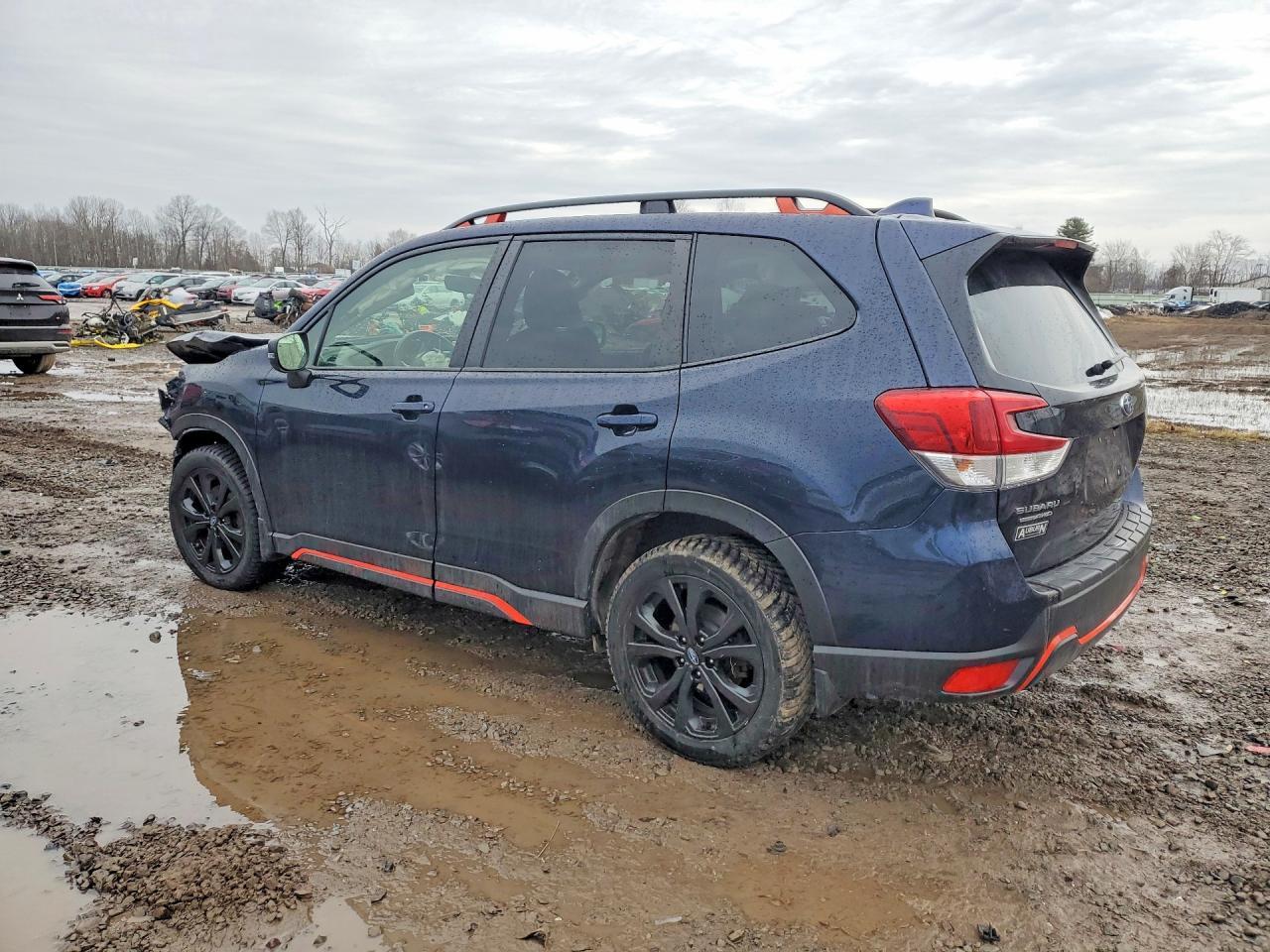 2021 Subaru Forester Sport - zdjęcie 2
