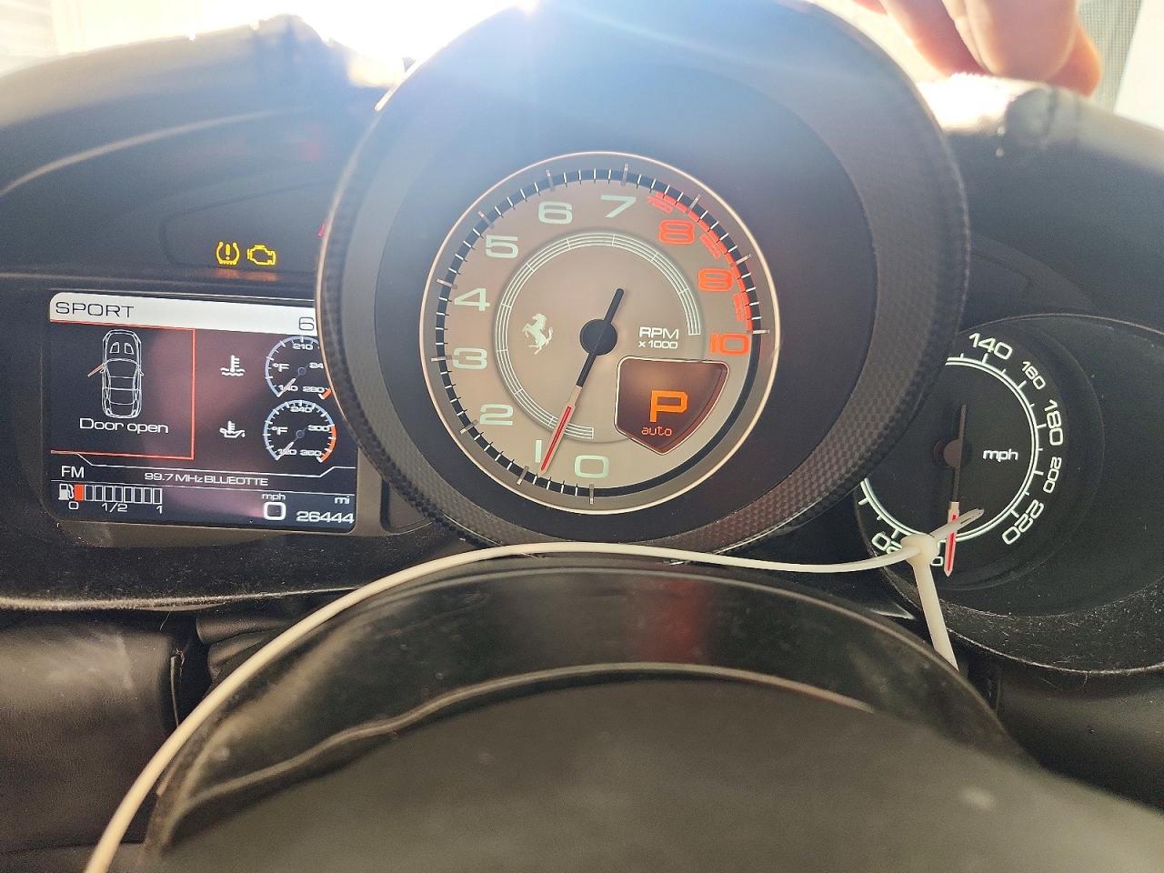 2015 Ferrari California T - zdjęcie 9