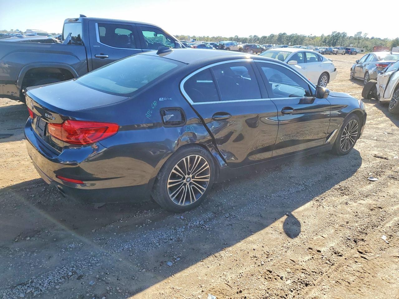 2019 BMW 530E - zdjęcie 3