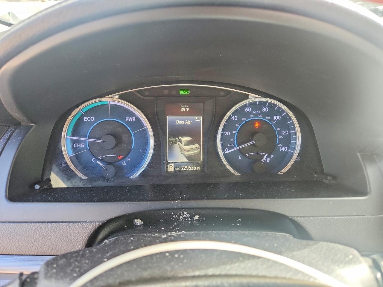 2017 Toyota Camry - zdjęcie 9