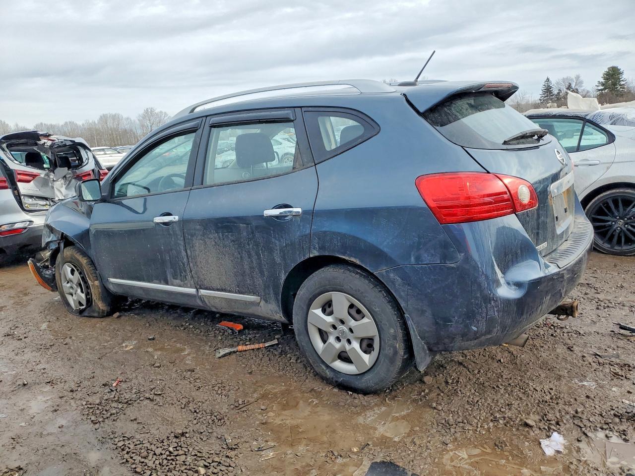 2015 Nissan Rogue Select S - zdjęcie 2