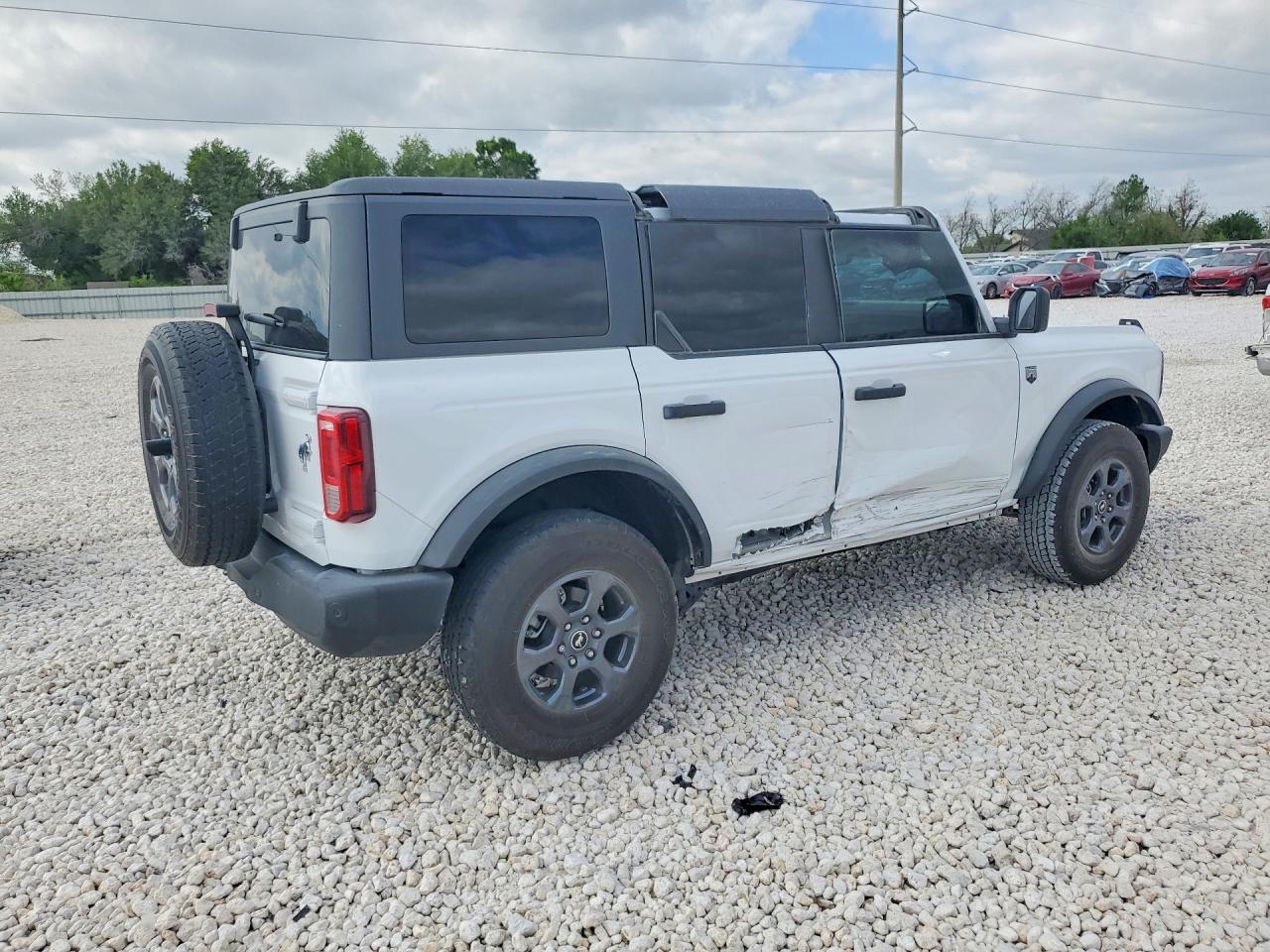 2024 Ford Bronco Big Bend - zdjęcie 3