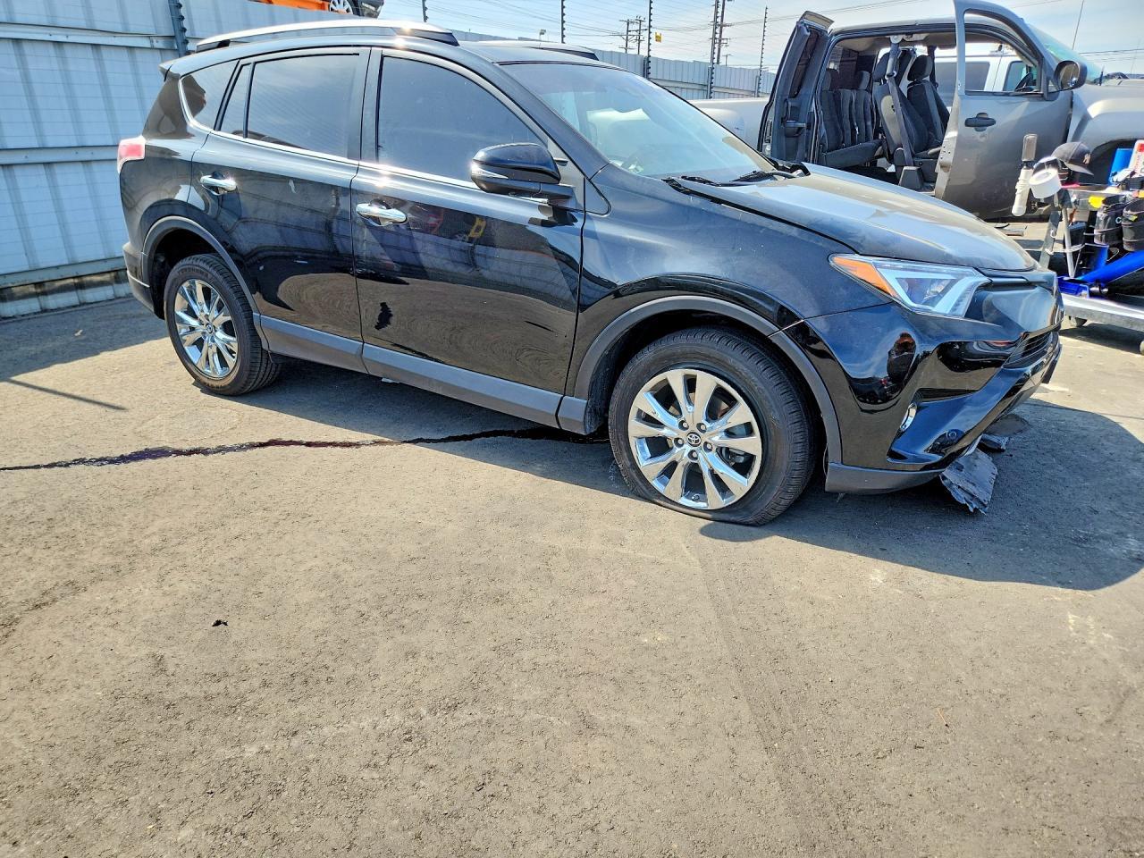 2017 Toyota Rav4 Limited - zdjęcie 4