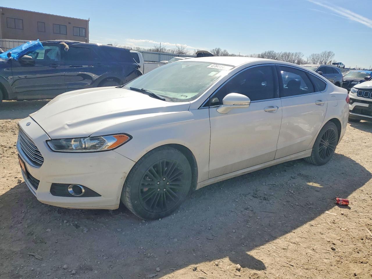 2014 Ford Fusion Se - zdjęcie główne