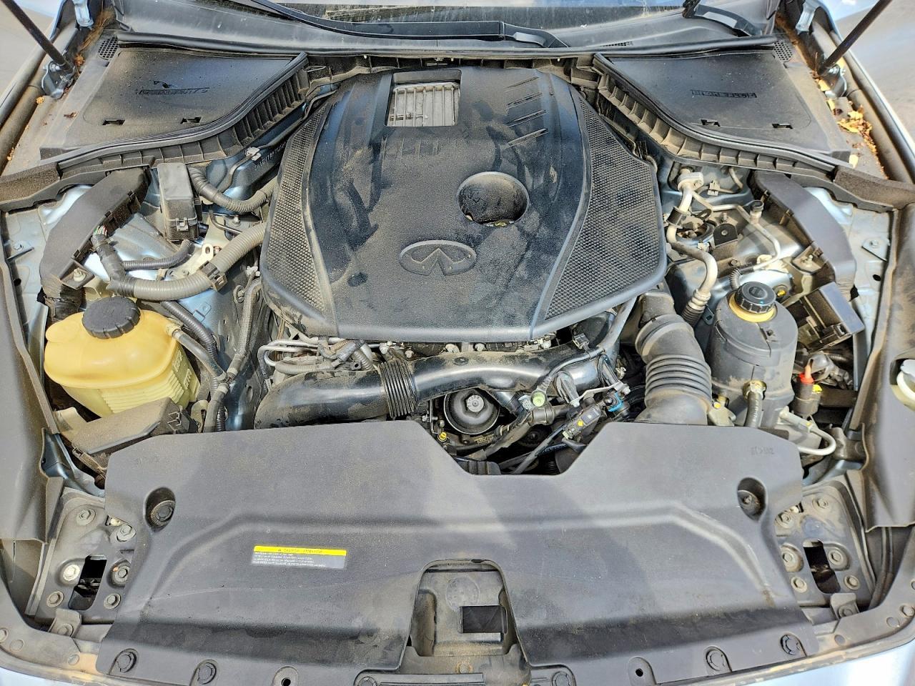 2016 Infiniti Q50 2.0T Premium - zdjęcie 11