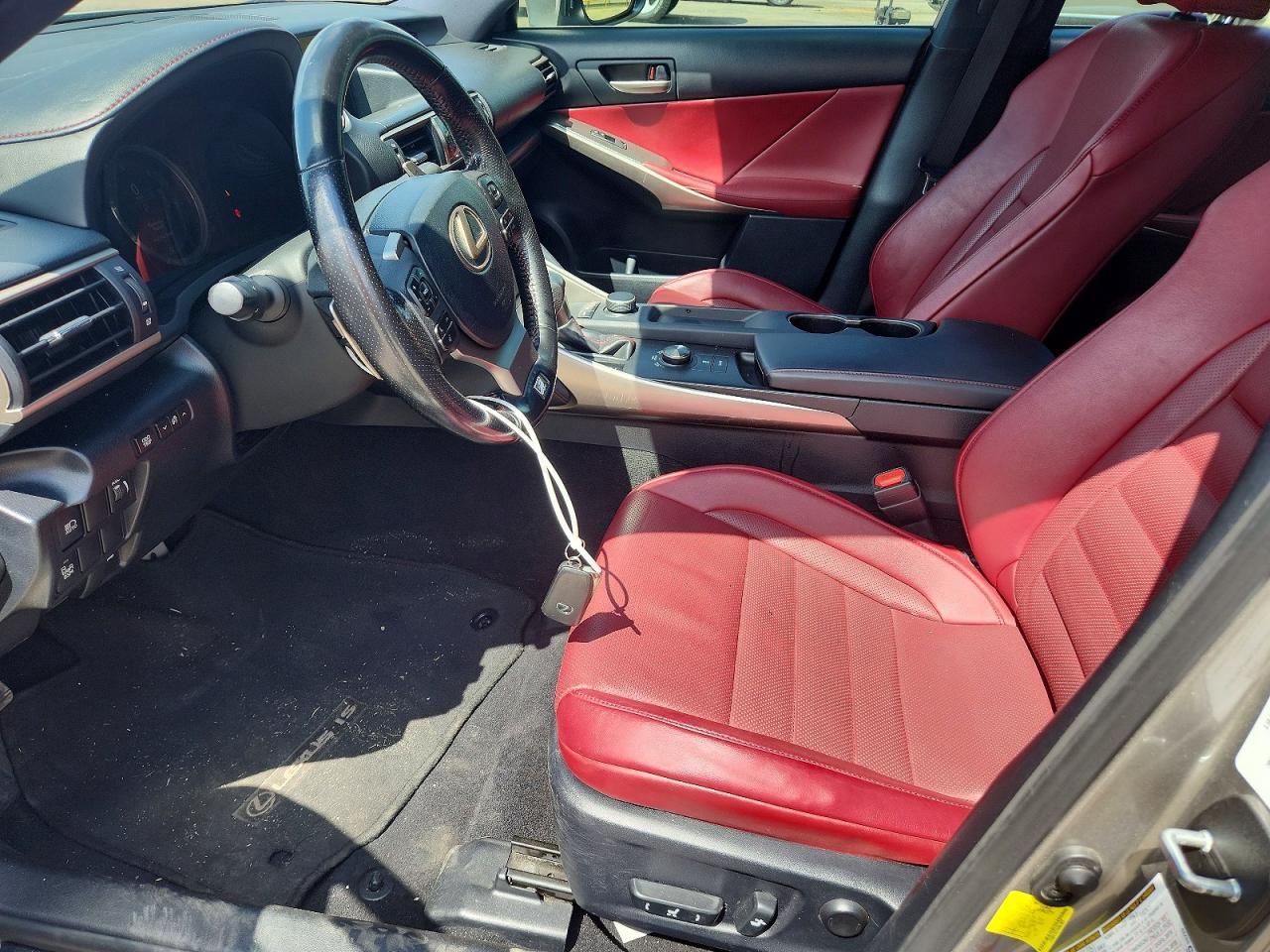 2017 Lexus Is 200T Base - zdjęcie 7