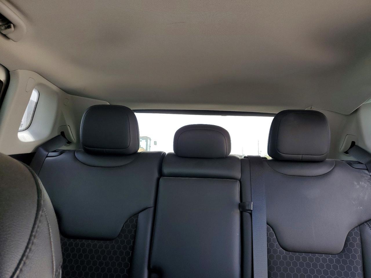 2021 Jeep Compass Latitude - zdjęcie 10