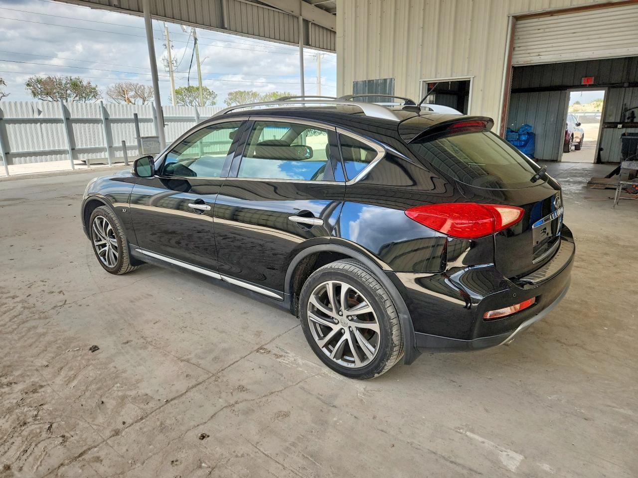 2017 Infiniti Qx50 Base - zdjęcie 2