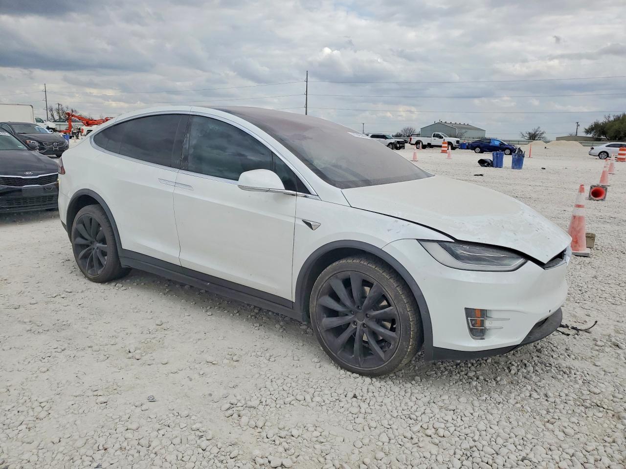 2020 Tesla Model X - zdjęcie 4