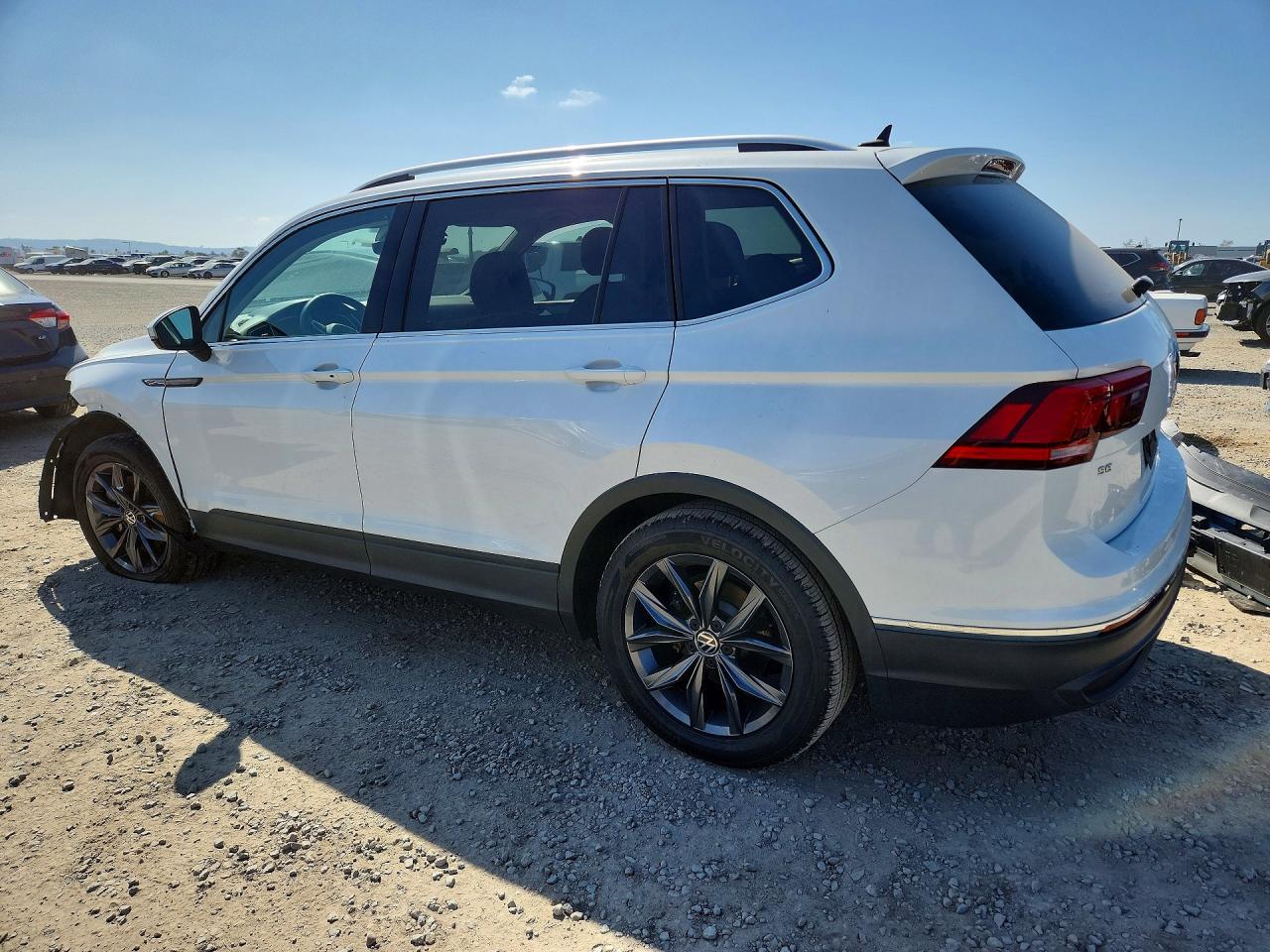 2023 Volkswagen Tiguan Se - zdjęcie 2