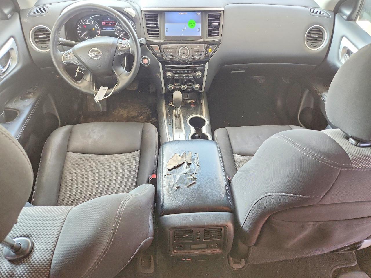 2019 Nissan Pathfinder Sv - zdjęcie 8