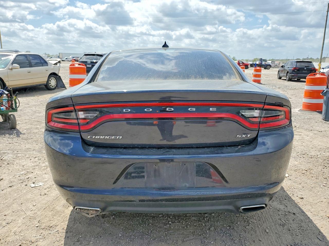 2016 Dodge Charger Sxt - zdjęcie 6