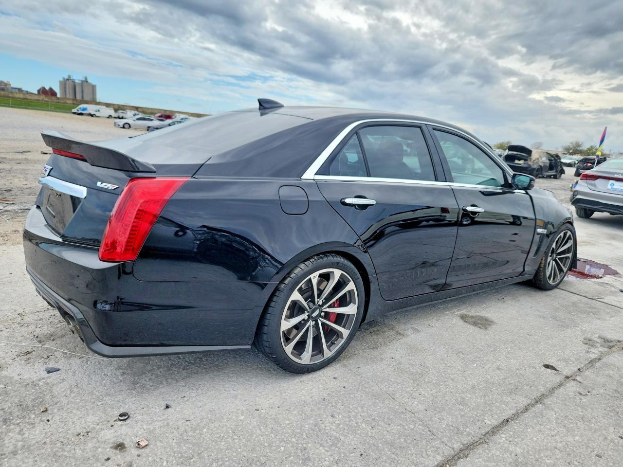 2016 Cadillac Cts-V - zdjęcie 3