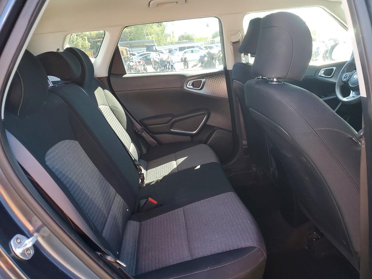 2020 Kia Soul S - zdjęcie 10