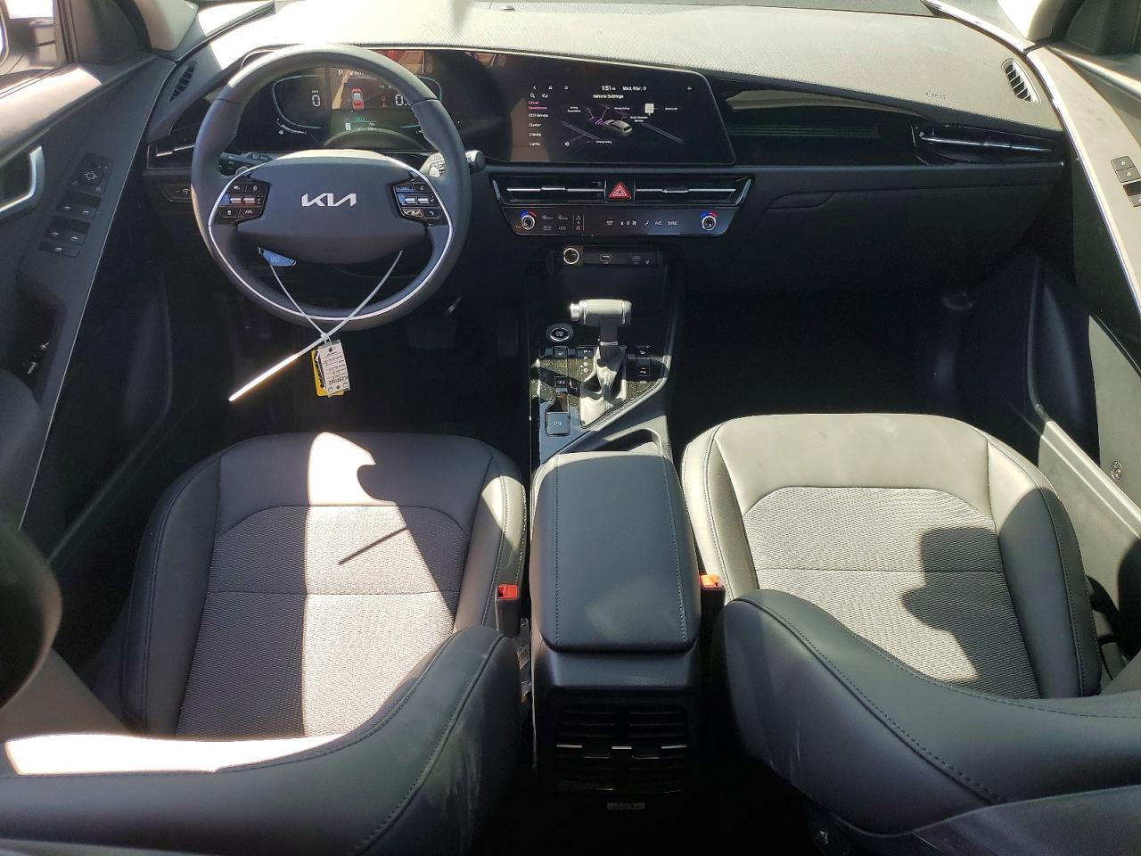 2025 Kia Niro Ex - zdjęcie 8