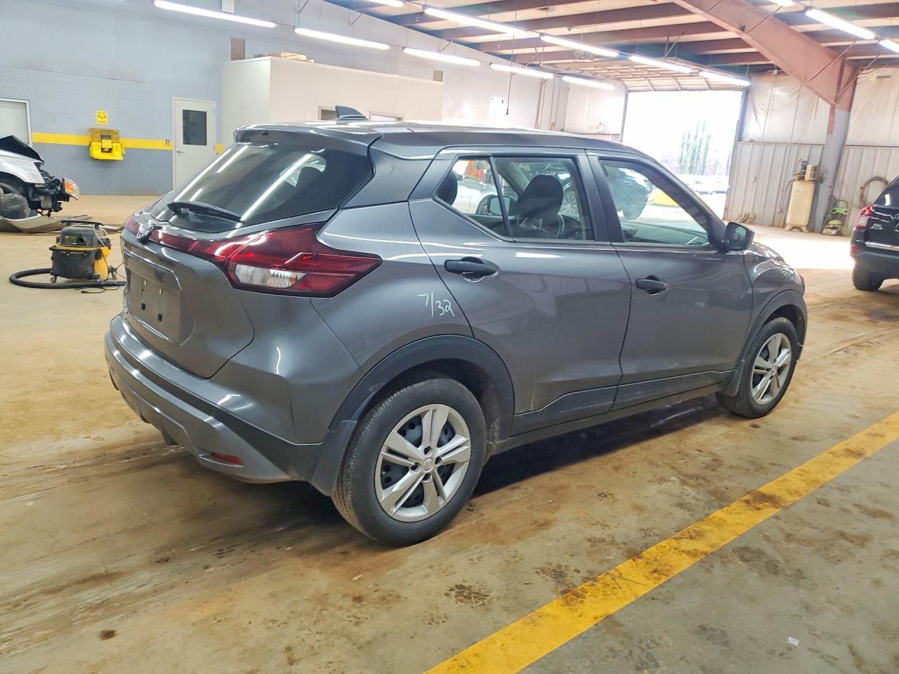 2024 Nissan Kicks S - zdjęcie 3