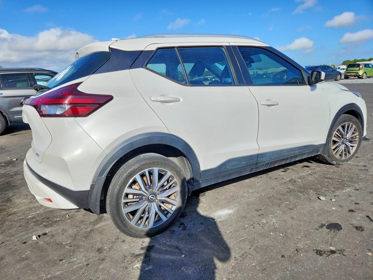 Nissan Kicks - zdjęcie 3