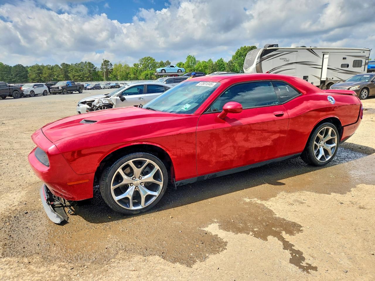 2016 Dodge Challenger Sxt - zdjęcie główne