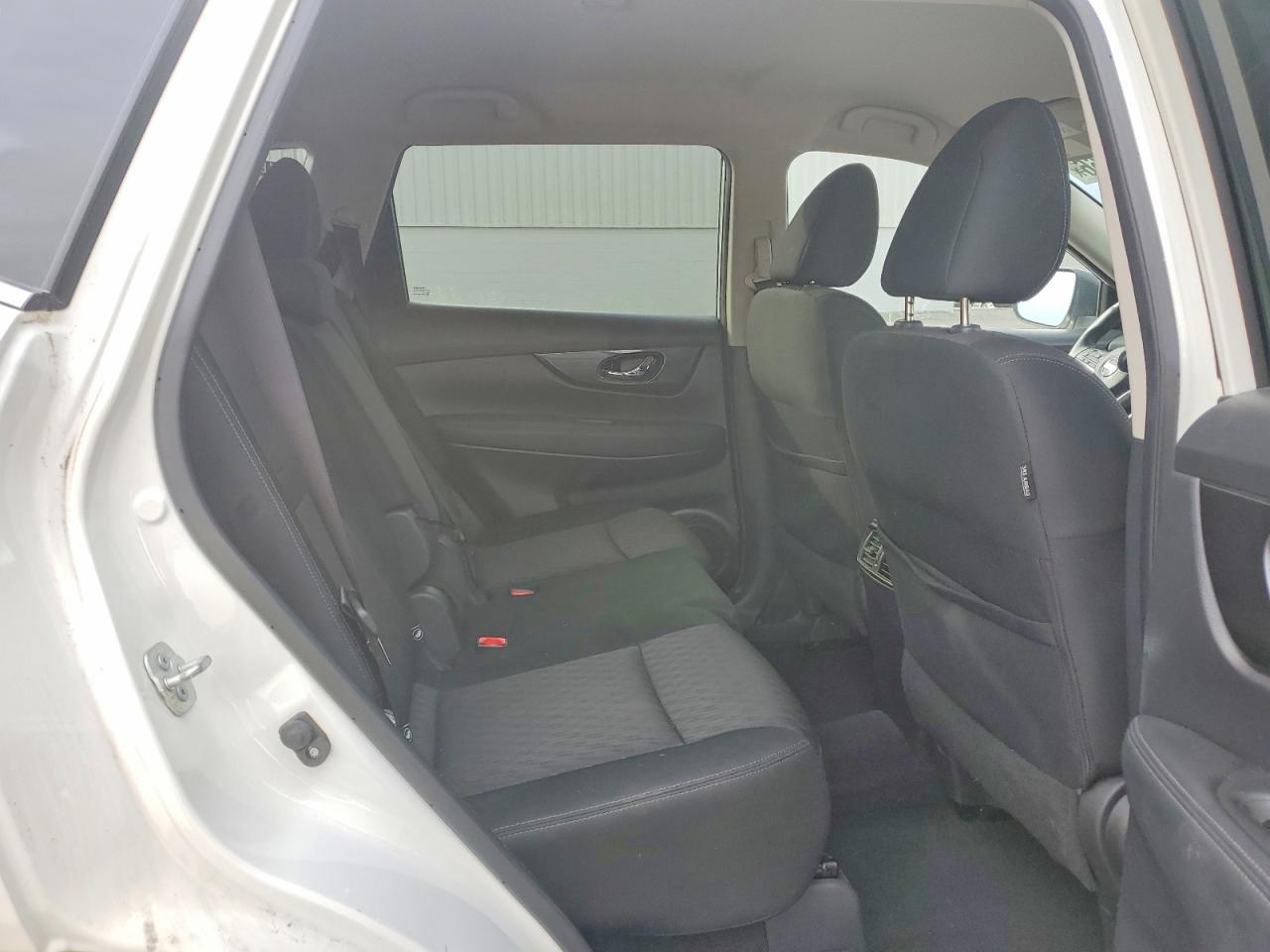 2018 Nissan Rogue Sv - zdjęcie 11