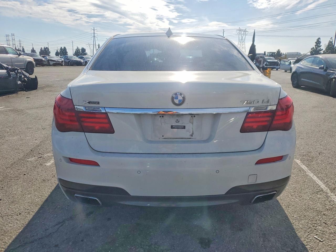 2014 BMW 750 Lxi - zdjęcie 6
