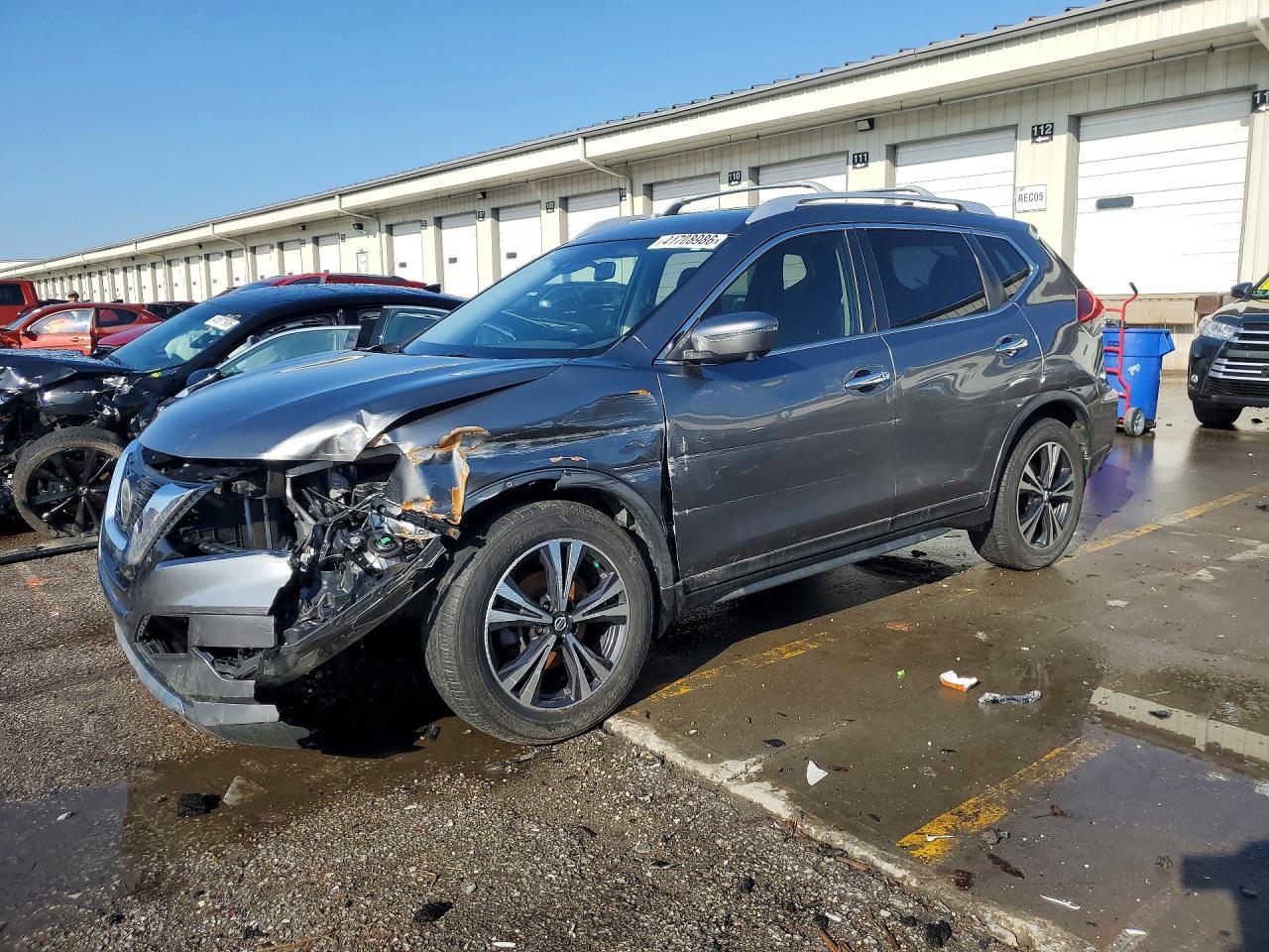 2019 Nissan Rogue Sv - zdjęcie główne