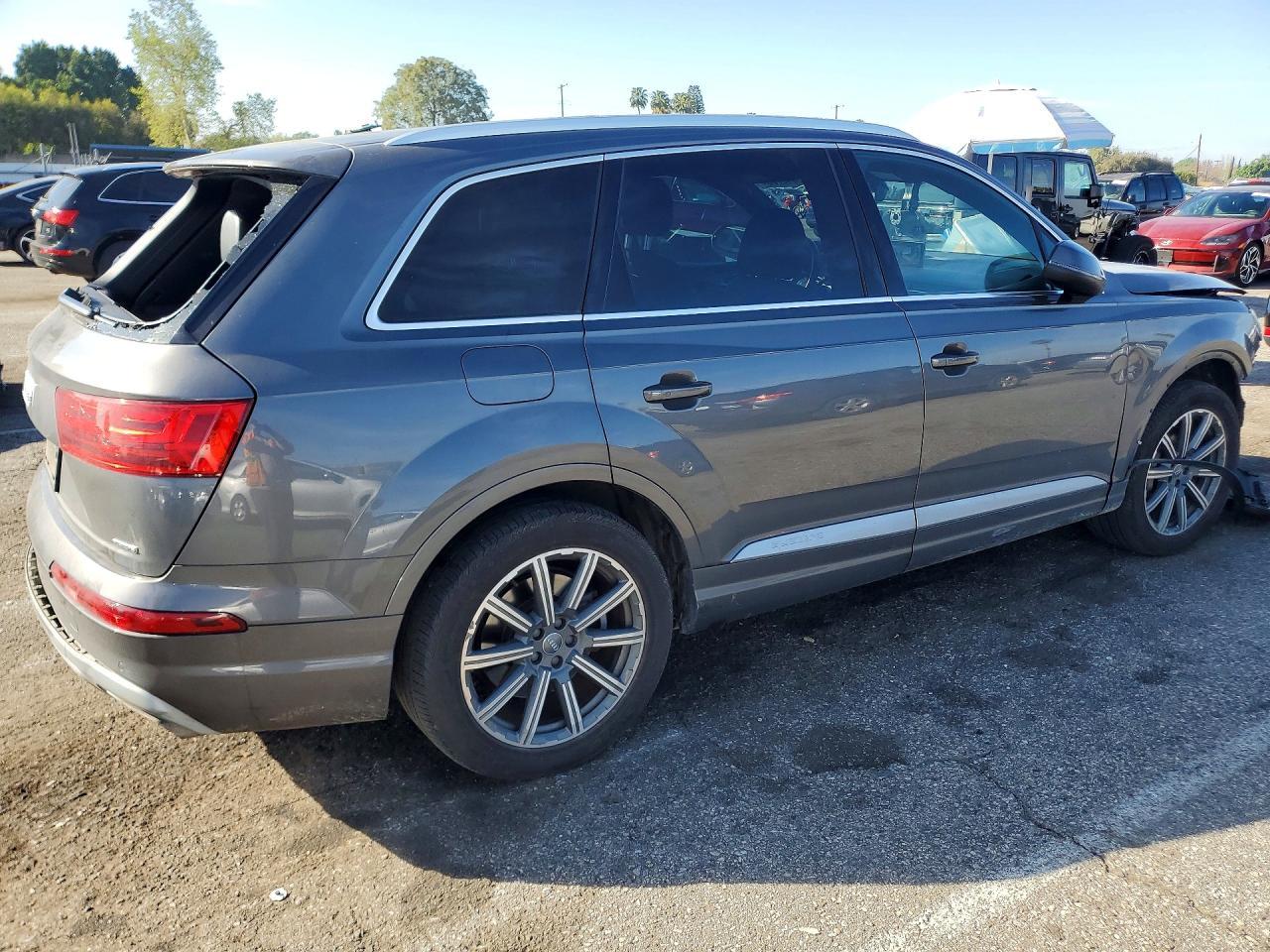 2019 Audi Q7 Premium Plus - zdjęcie 3