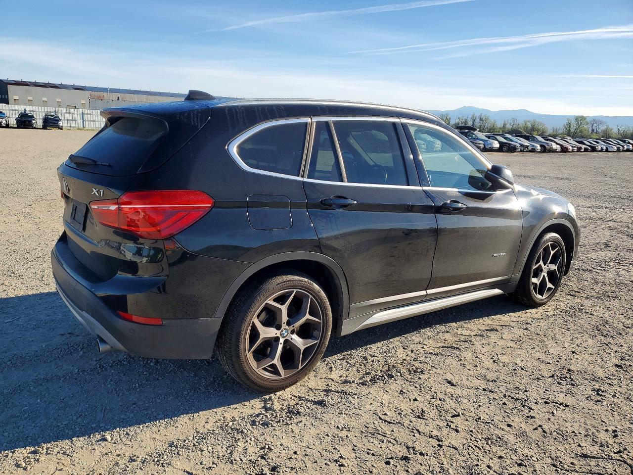 2018 BMW X1 xDrive28I - zdjęcie 3