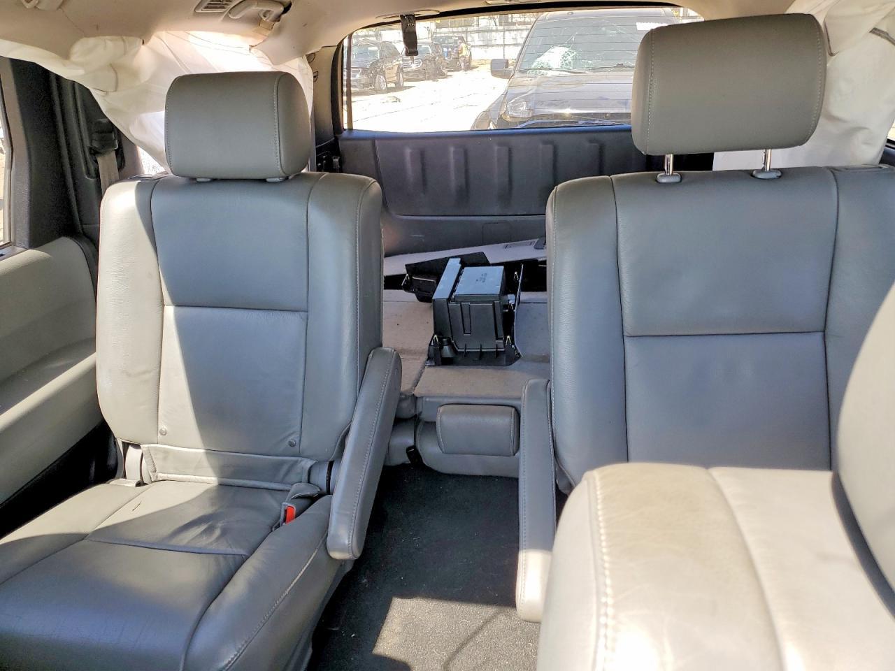 2020 Toyota Sequoia Limited - zdjęcie 10