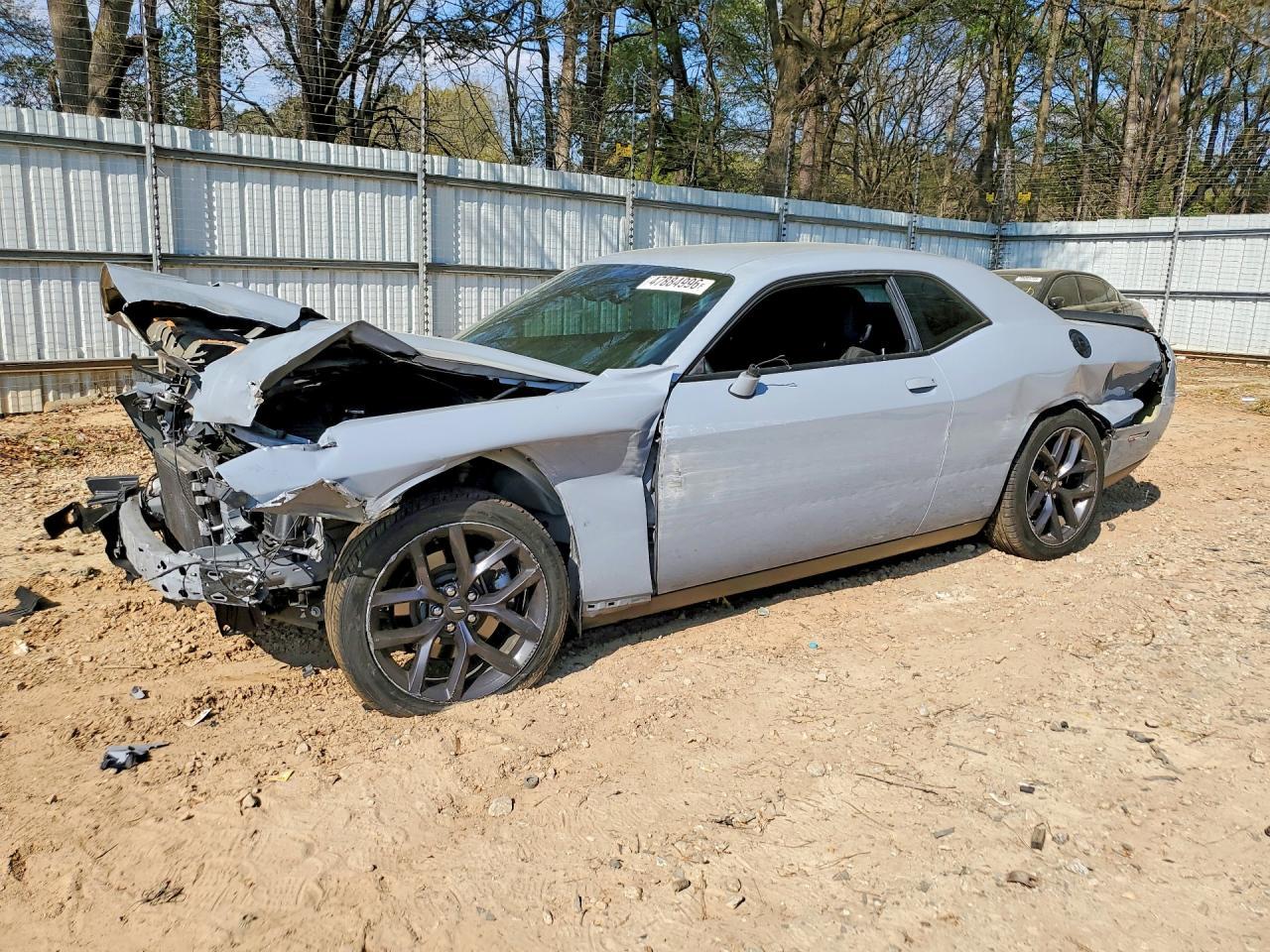 2020 Dodge Challenger Gt - zdjęcie główne