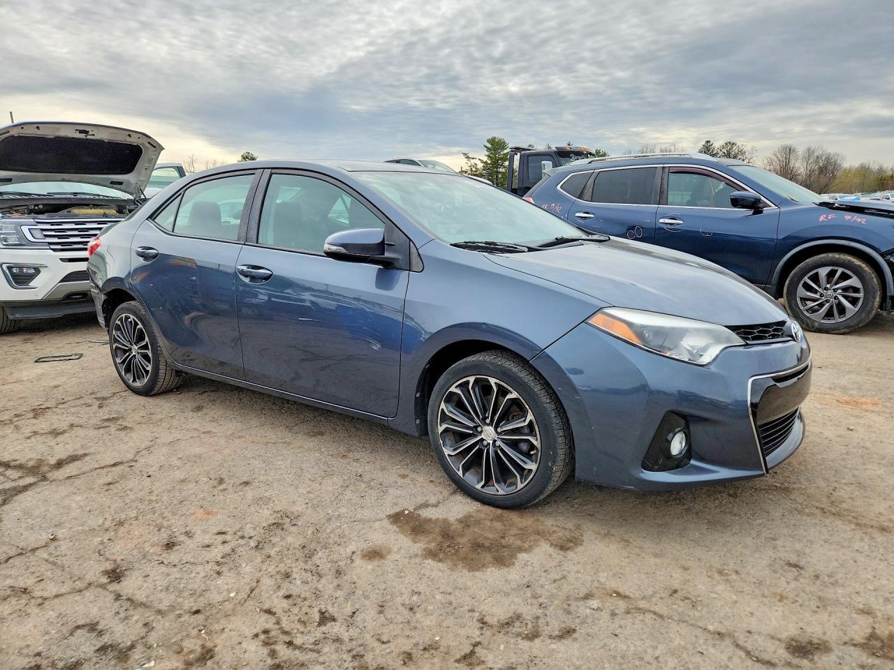 2015 Toyota Corolla S Plus - zdjęcie 4