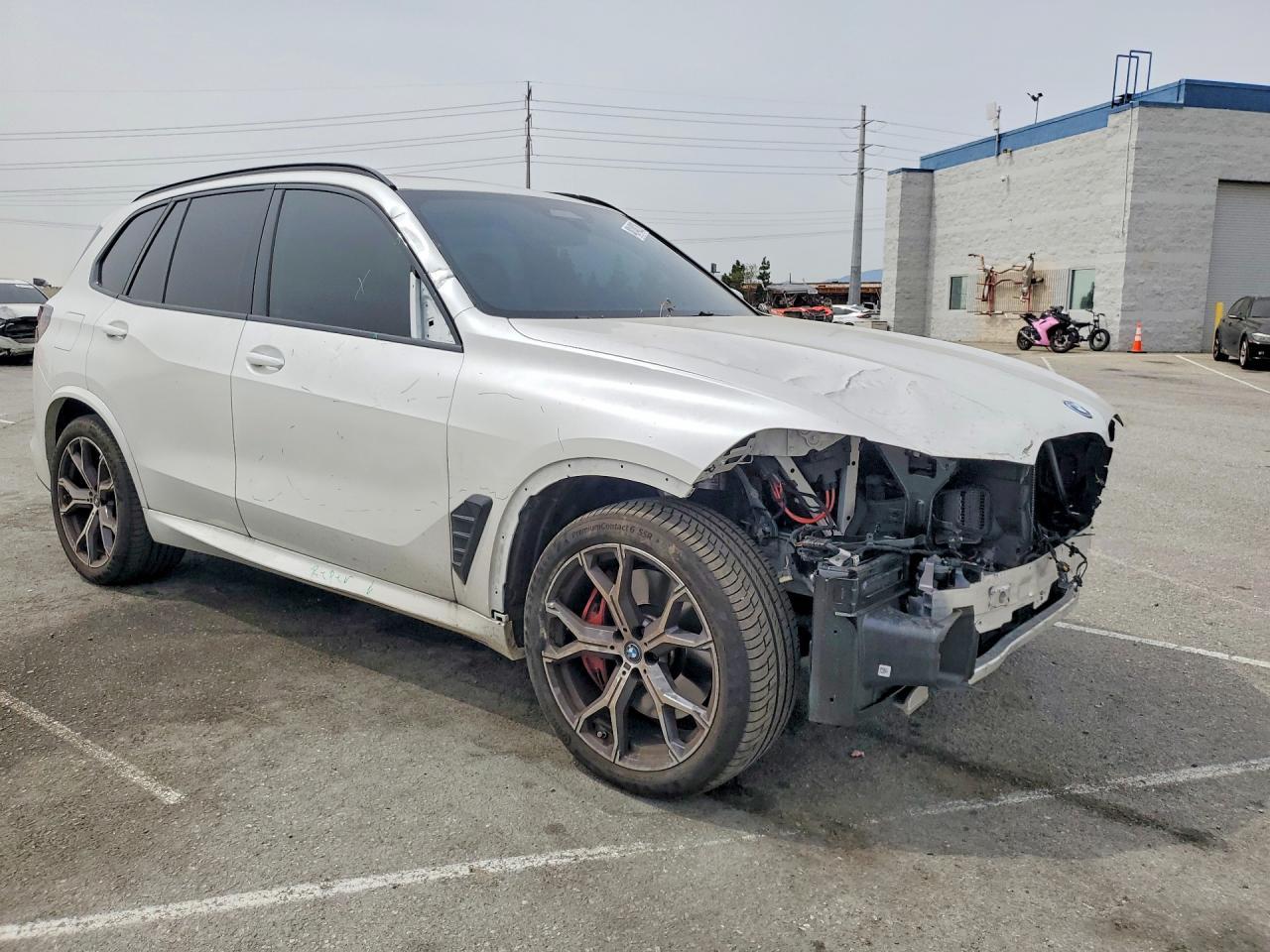 2025 BMW X5 xDrive50E - zdjęcie 4