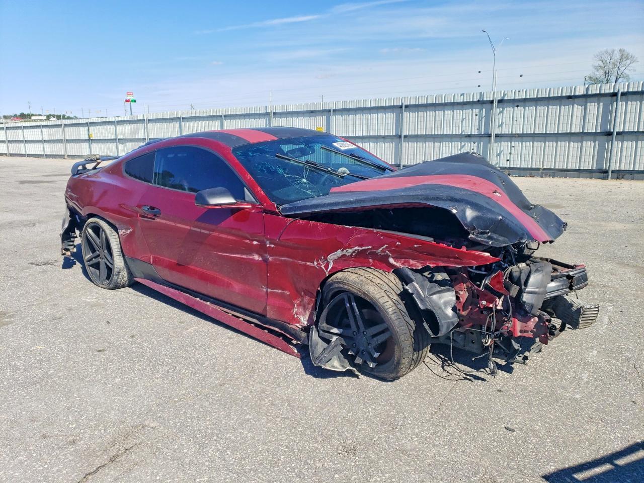 2015 Ford Mustang - zdjęcie 4