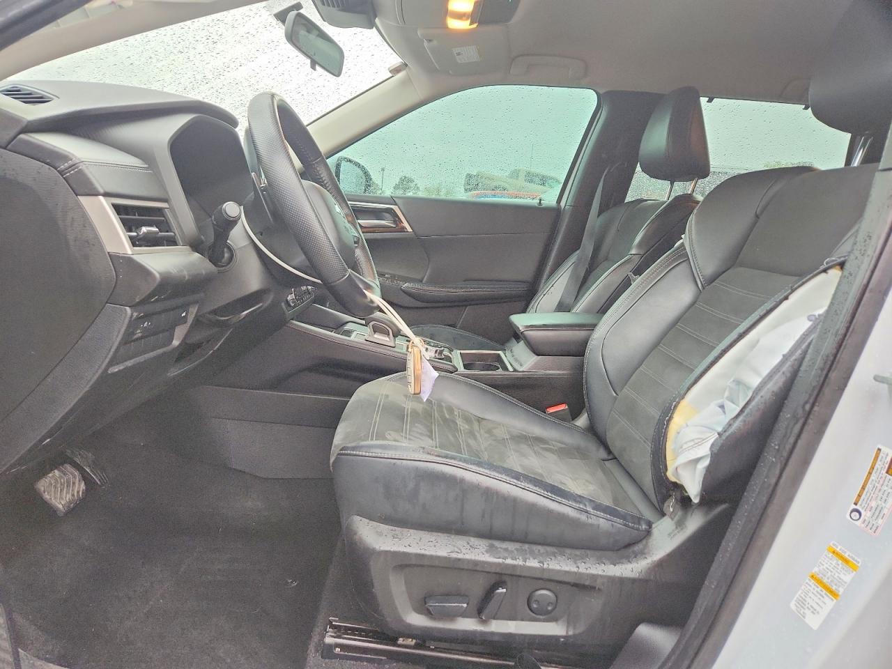 2022 Mitsubishi Outlander Se - zdjęcie 7