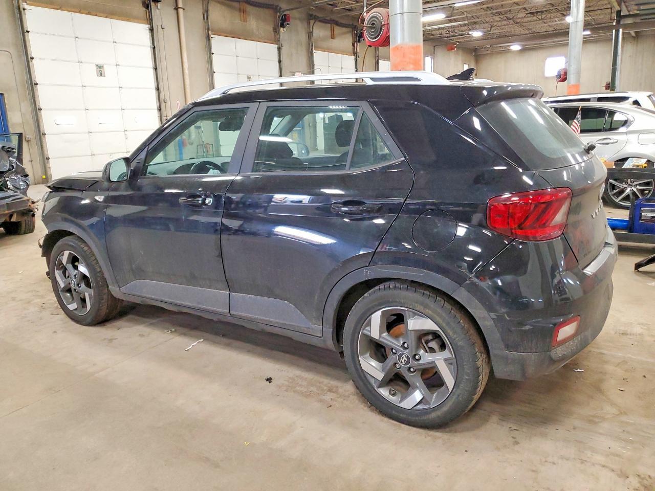 2022 Hyundai Venue Sel - zdjęcie 2