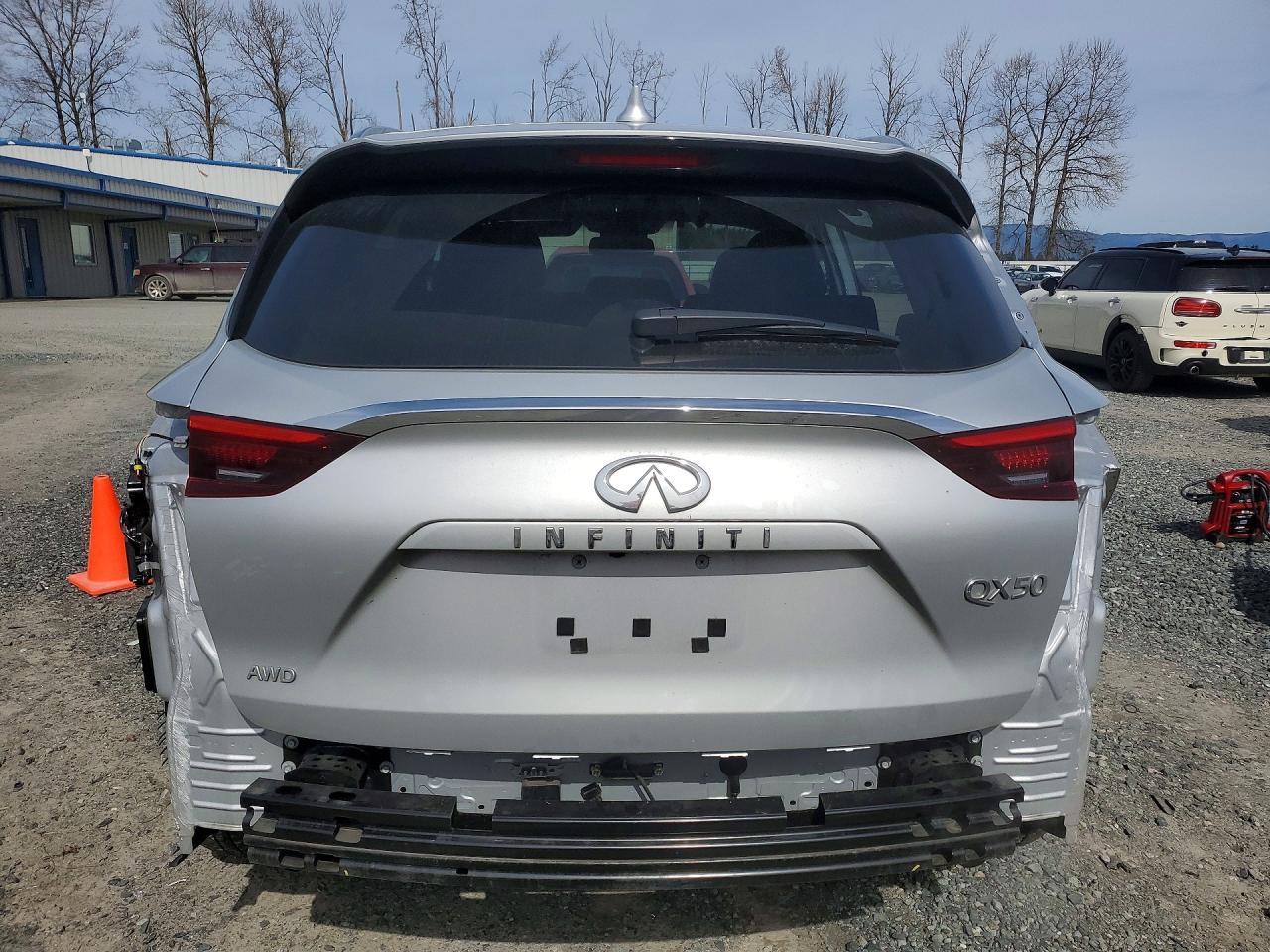 2021 Infiniti Qx50 Luxe - zdjęcie 6