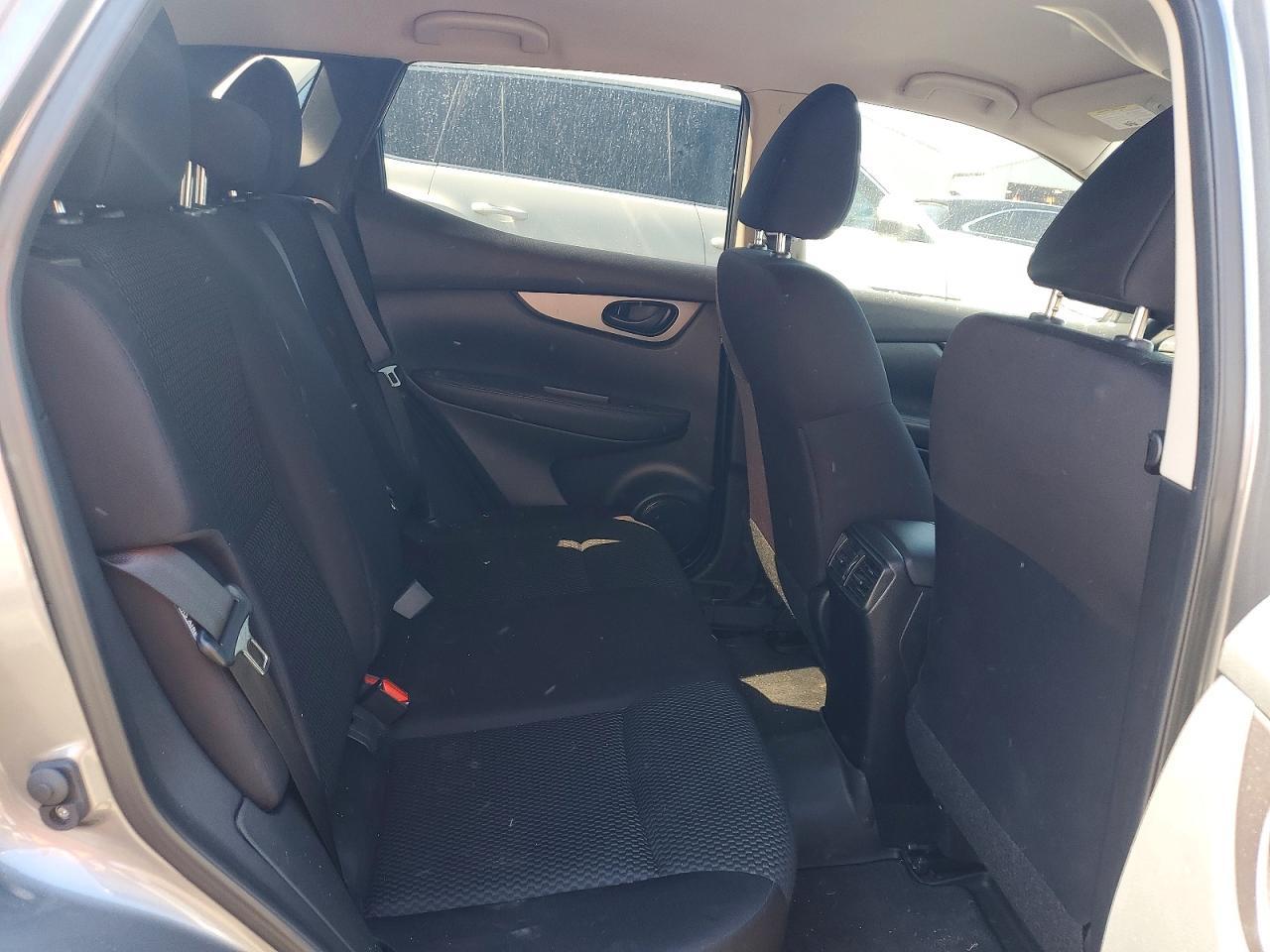 2023 Nissan Qashqai S - zdjęcie 11