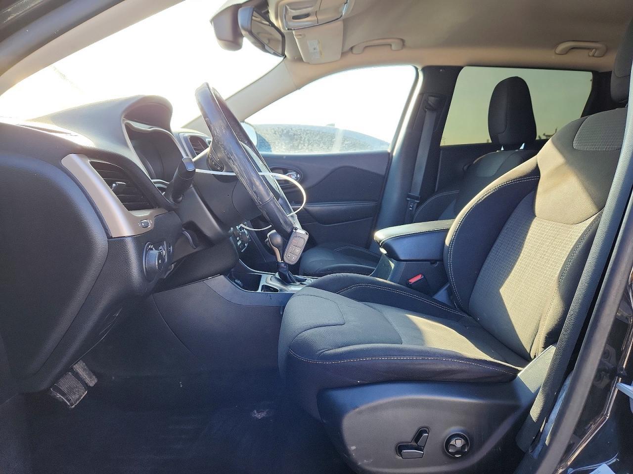 2015 Jeep Cherokee North 4Dr 2 - zdjęcie 7