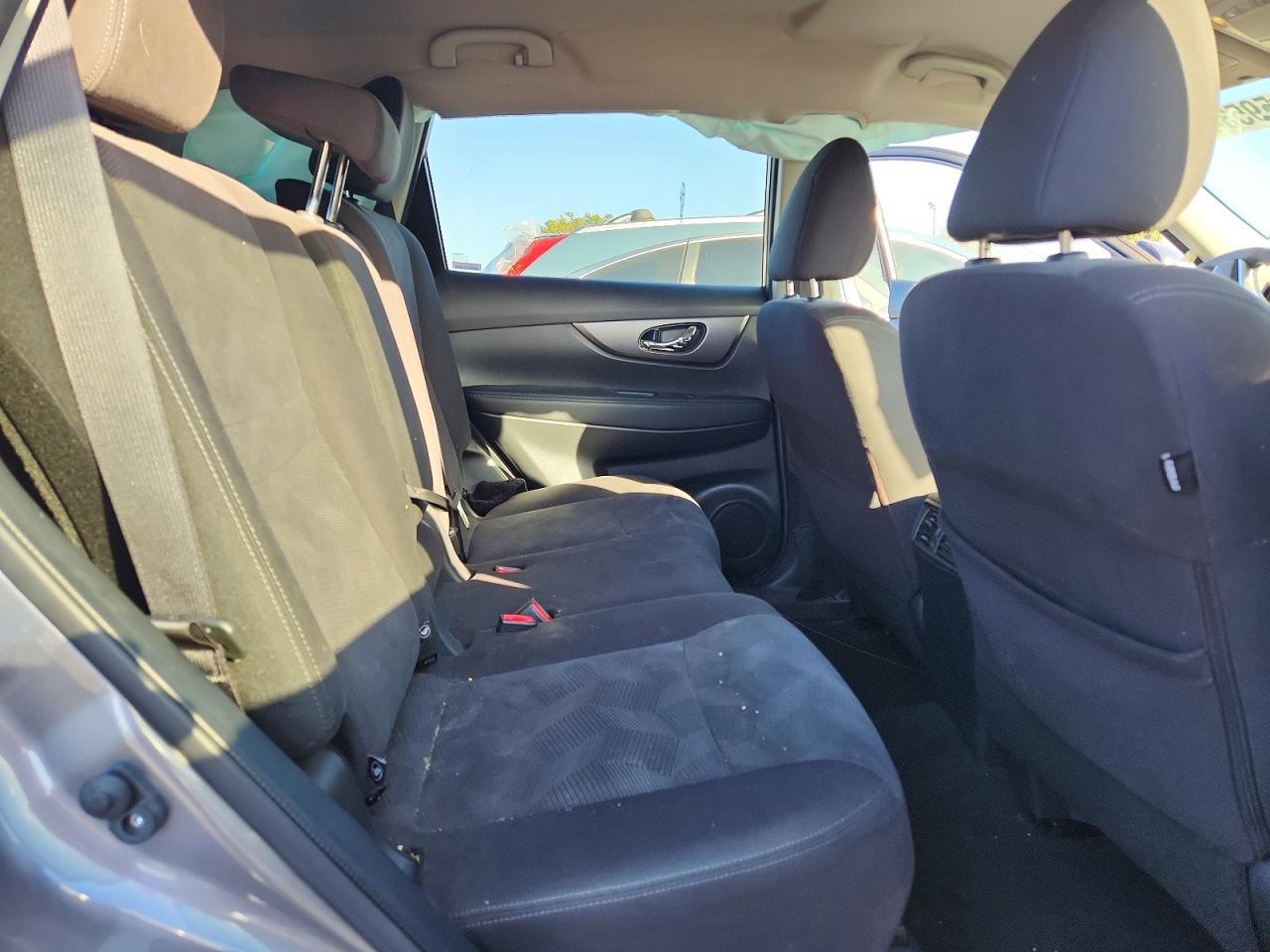 2016 Nissan Rogue Sv - zdjęcie 11