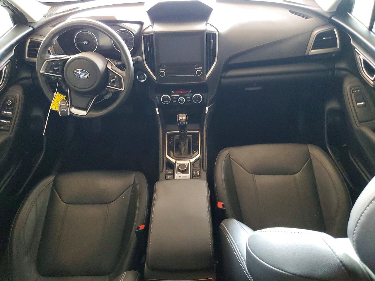 2023 Subaru Forester Touring - zdjęcie 8