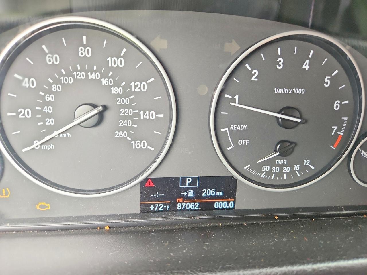 2014 BMW 320 I - zdjęcie 9