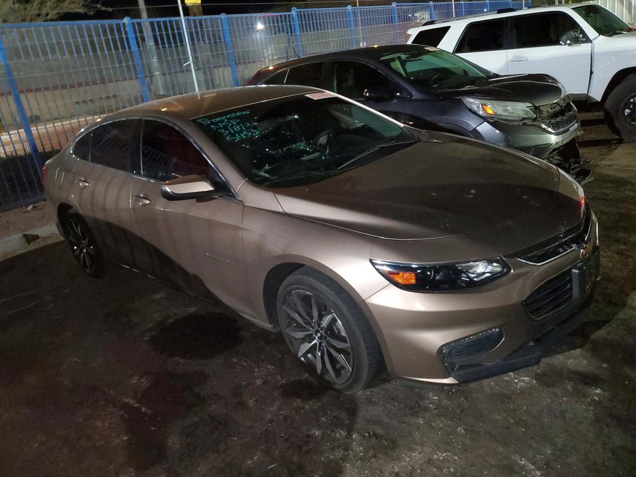 2018 Chevrolet Malibu Lt - zdjęcie 4