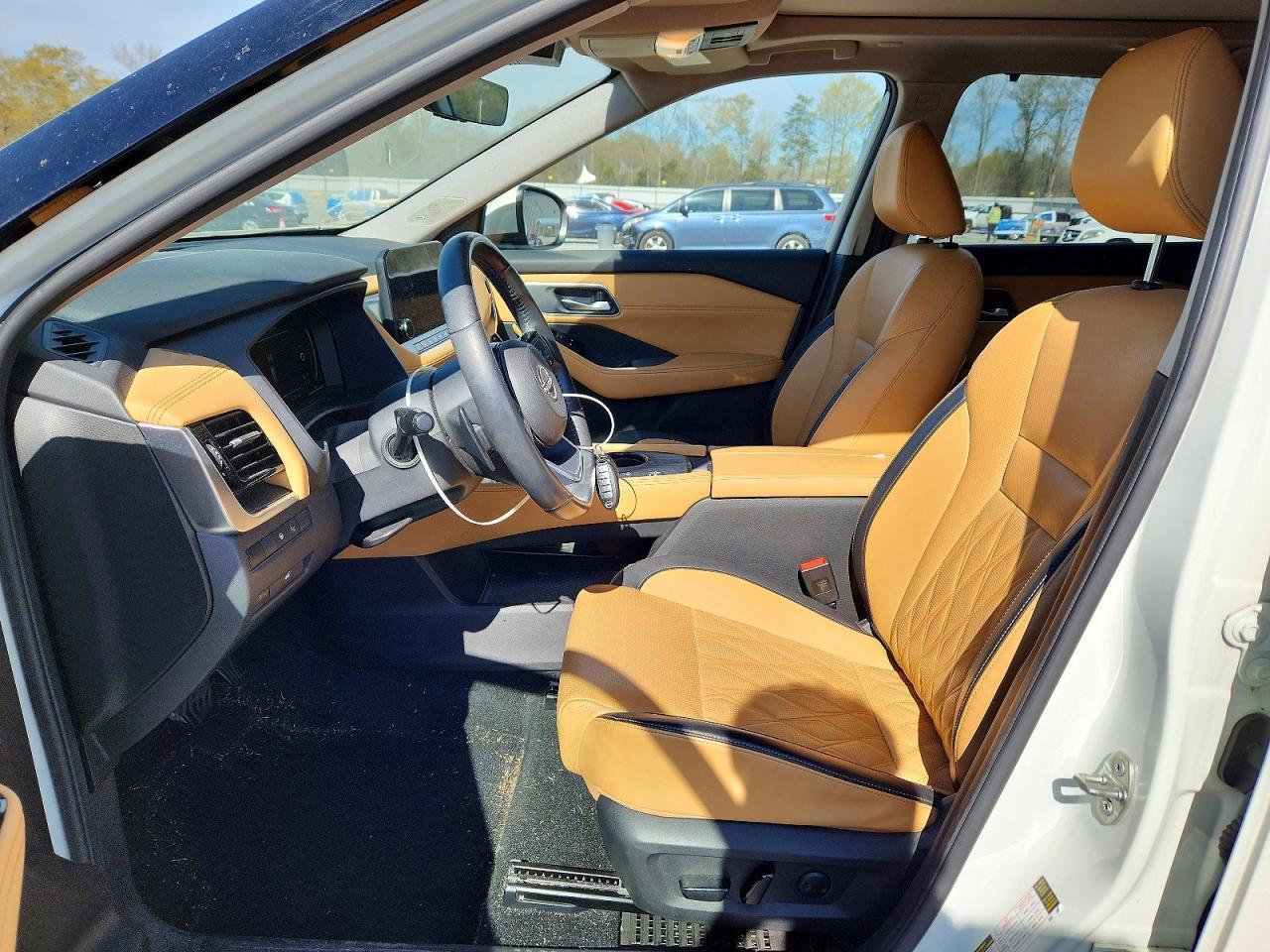 2022 Nissan Rogue Platinum - zdjęcie 7